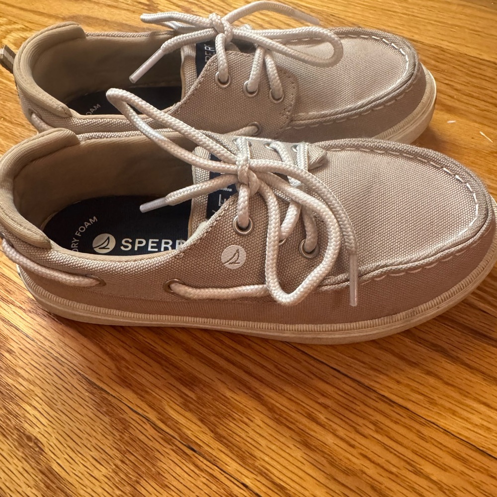 Sperry Kids Canvas Boat Shoes in Beige Taupe